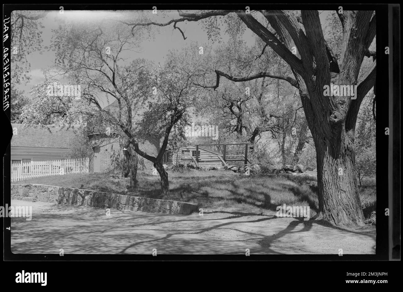 Old Powder House , Architecture, Magazines Military buildings, Trees