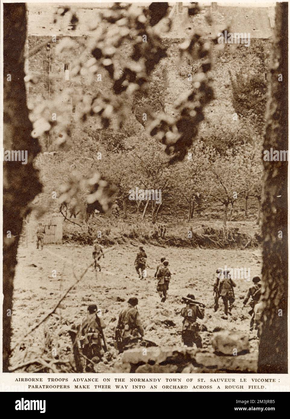 American troops advancing through hi-res stock photography and images ...
