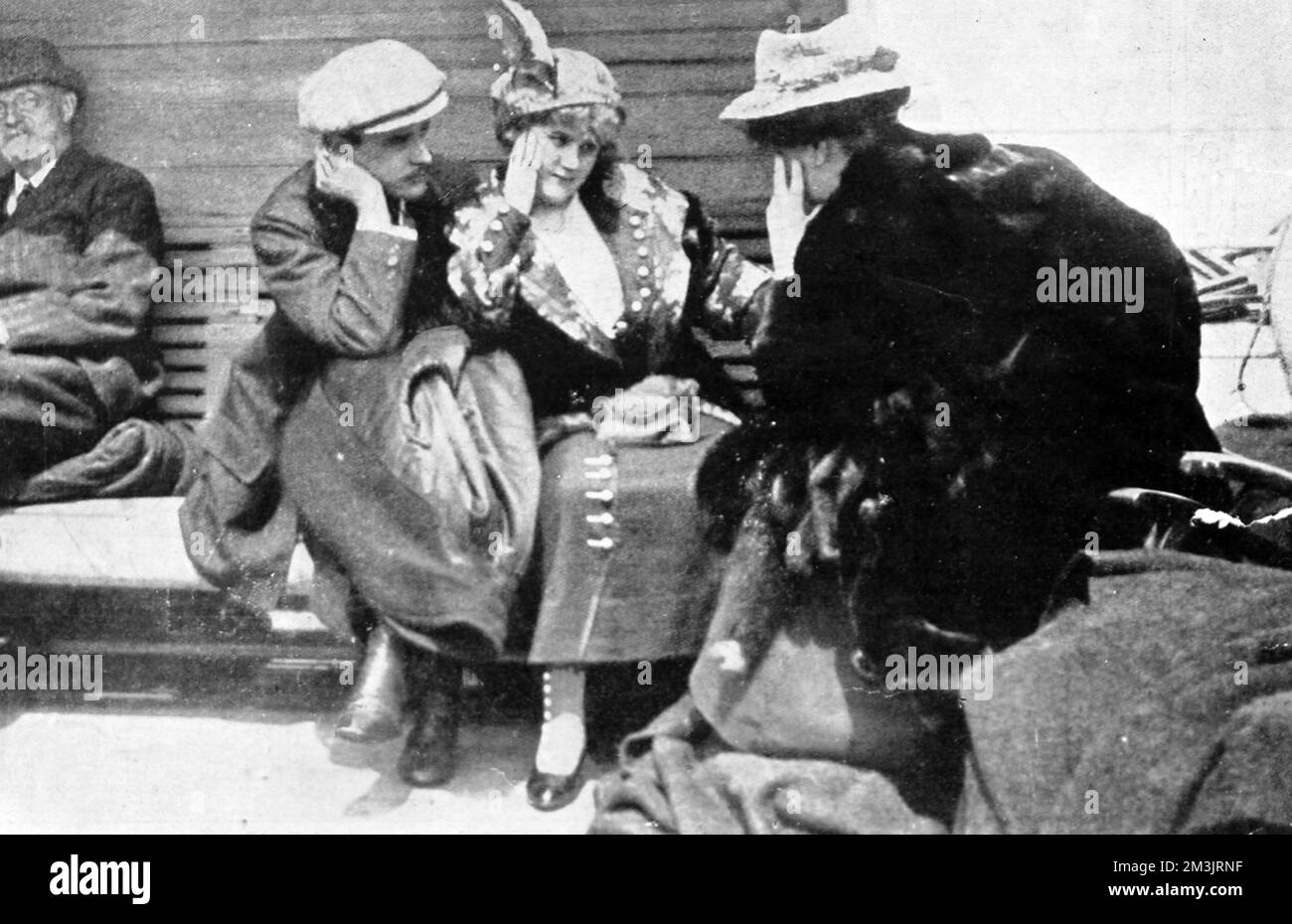 Survivors of the Titanic disaster onboard the Carpathia Stock Photo