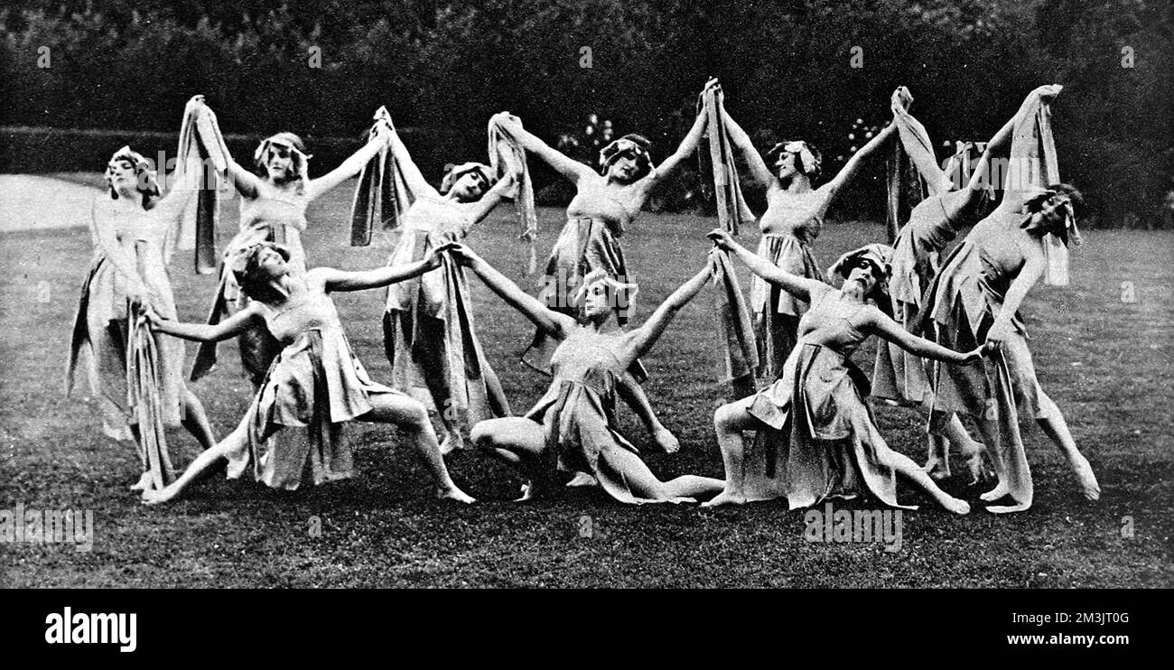 The Margaret Morris dancers giving 'a selection from their repertoire' at Foots Cray Place, the Kent seat of Lord and Lady Waring. Margaret Morris movement dance combined exercise with dance, and freedom of expression and was a popular art form in the early twentieth century.     Date: 1924 Stock Photo