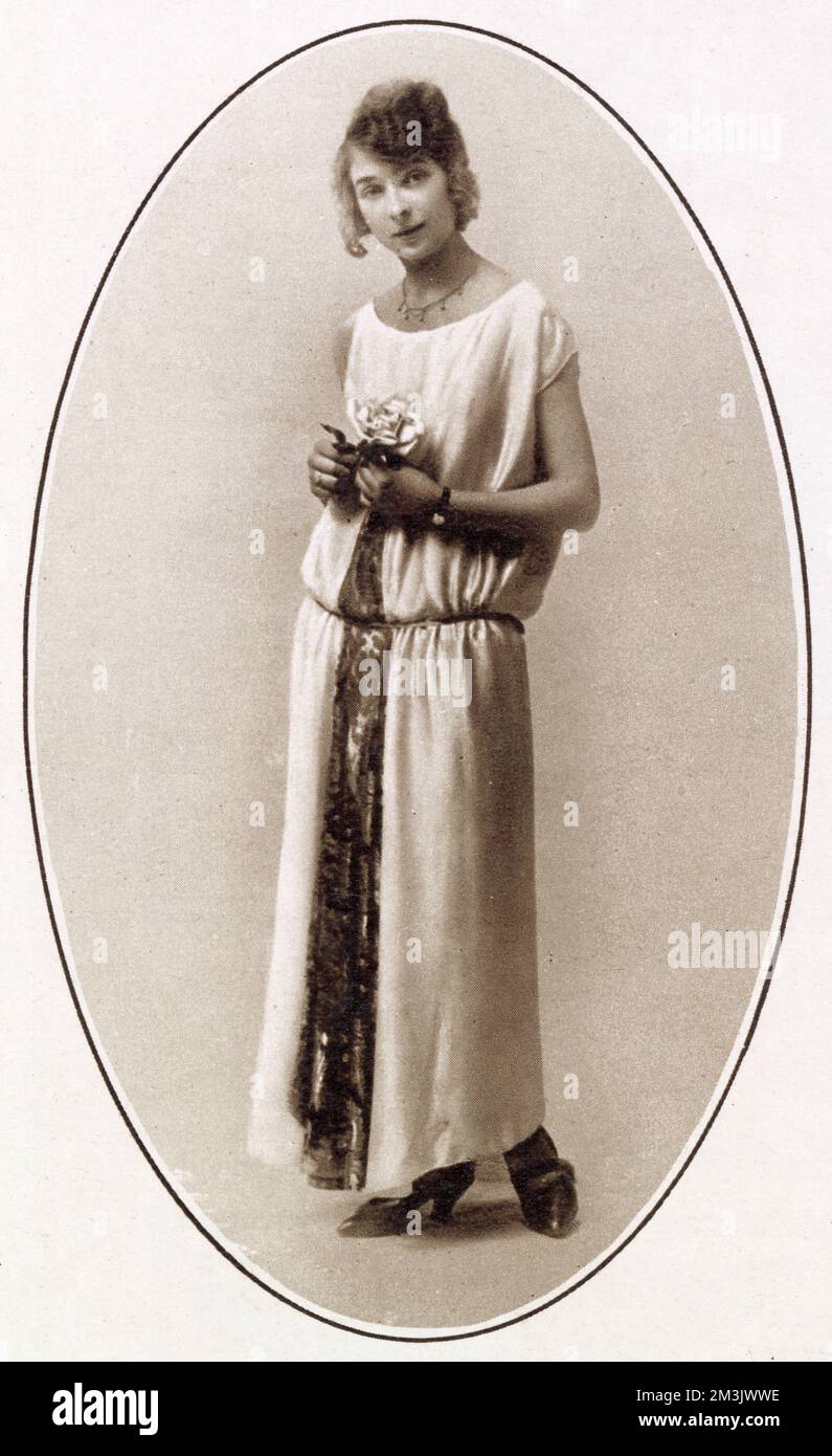 1923 fashion hi-res stock photography and images - Alamy 1923 fashion hi-res stock photography and images - Alamy