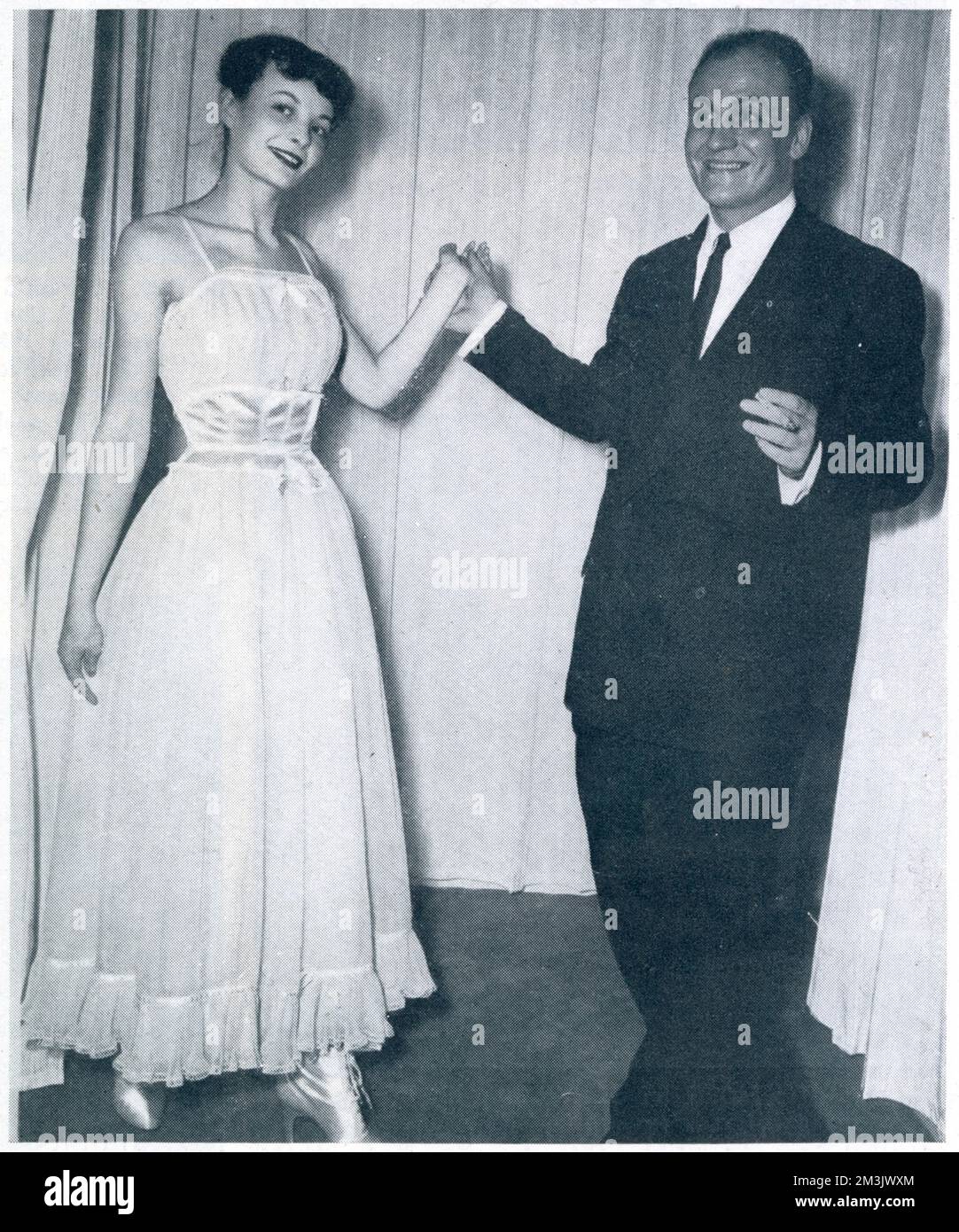 Dior new look 1947 hi res stock photography and images Alamy
