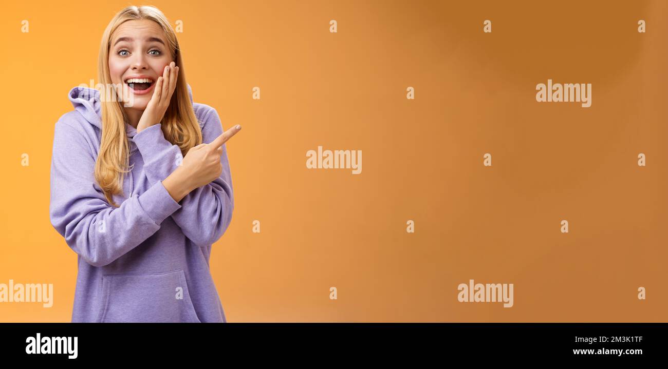 CELINE 25S HOODIE AND WIDE-LEG ELASTIC PANTS SET 0107