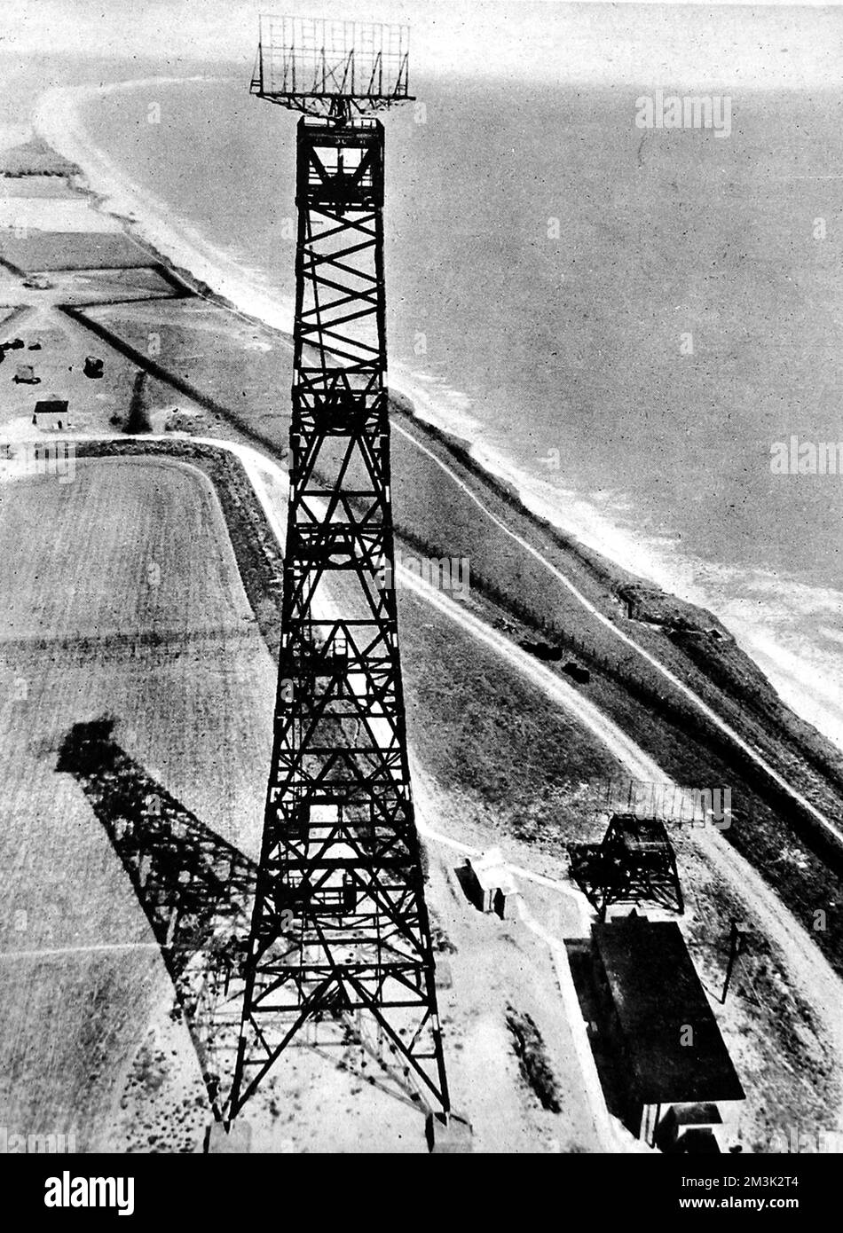 A 'Chain Home Low' radar station on the coast of Britain, during the Second World War, c.1945.     Date: 1945 Stock Photo