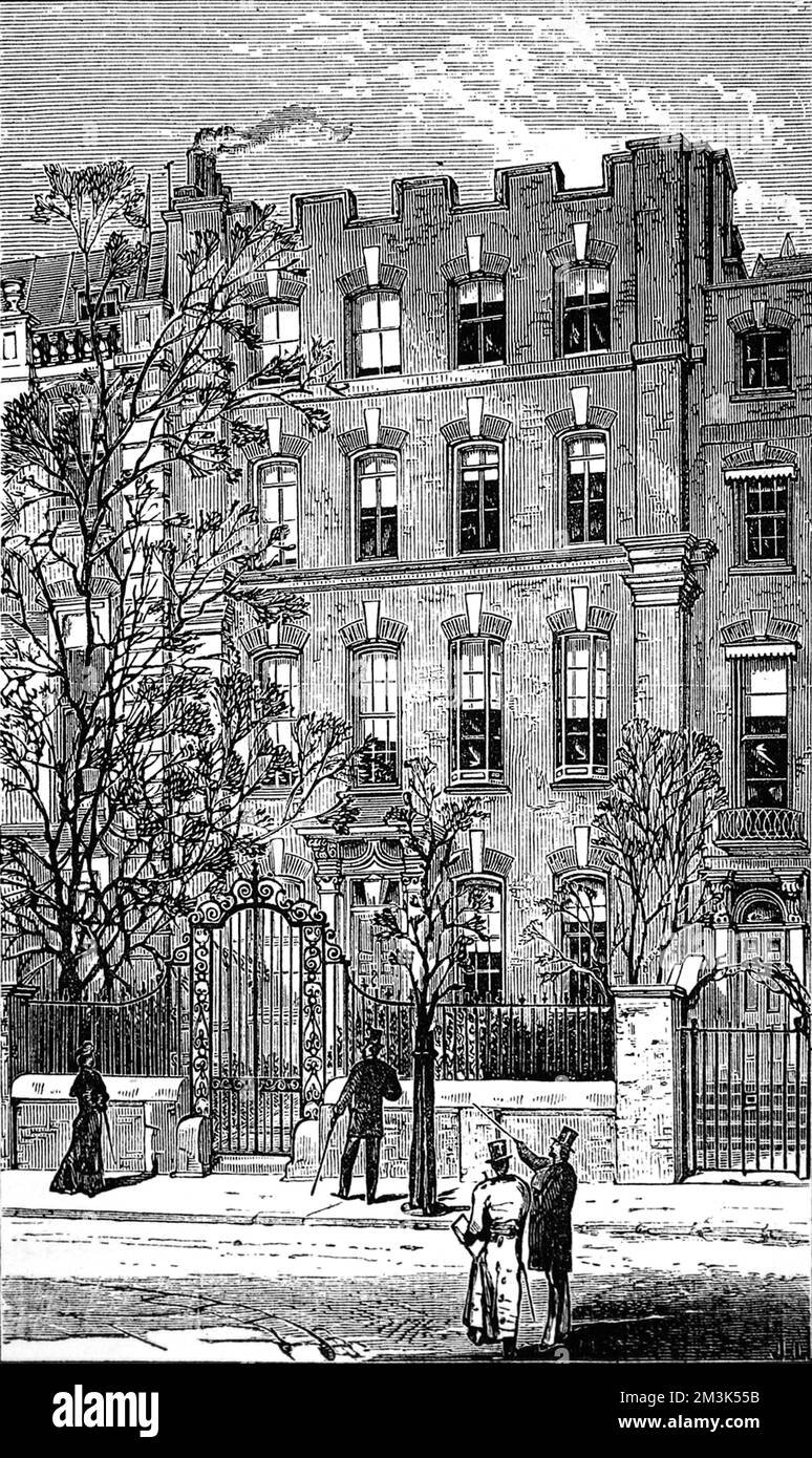 Exterior of No.4 Cheyne Walk, Chelsea, London, this building was formerly the home of 'George Eliot', the English writer, whose real name was Mary Ann Cross (1819-1880). Stock Photo