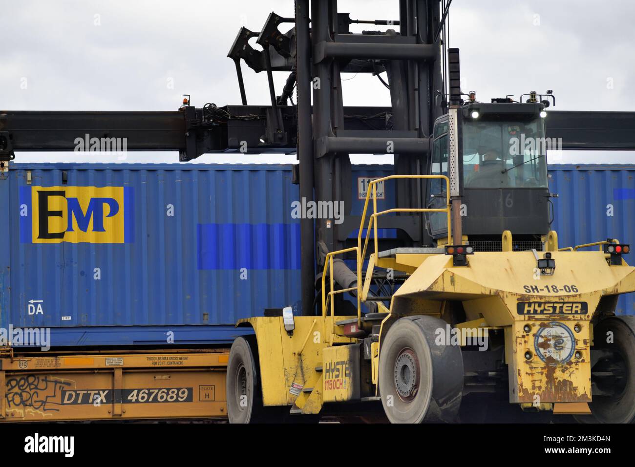 Franklin Park, Illinois, USA. A fork lift device accessing container