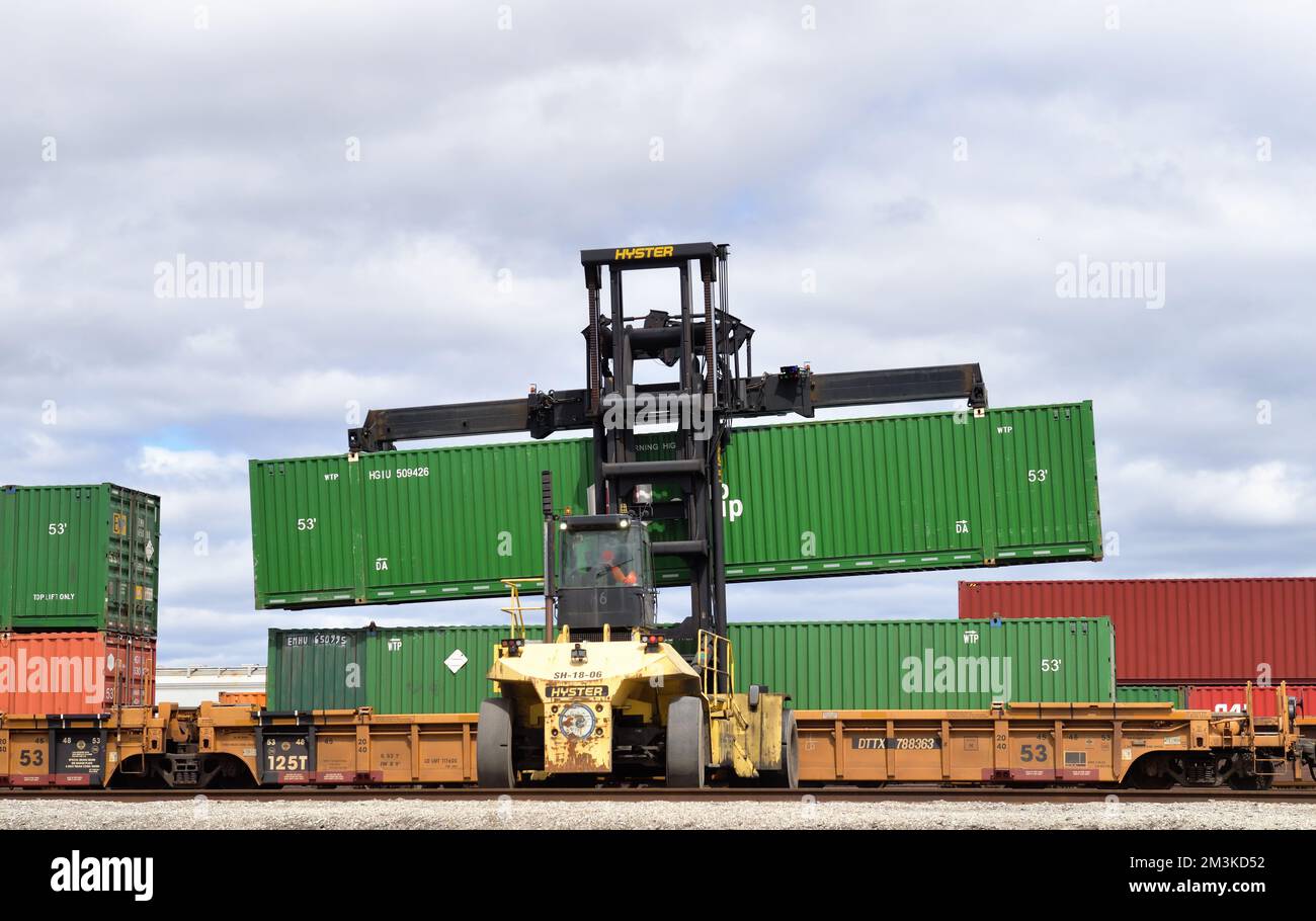 Franklin Park, Illinois, USA. A fork lift device accessing container