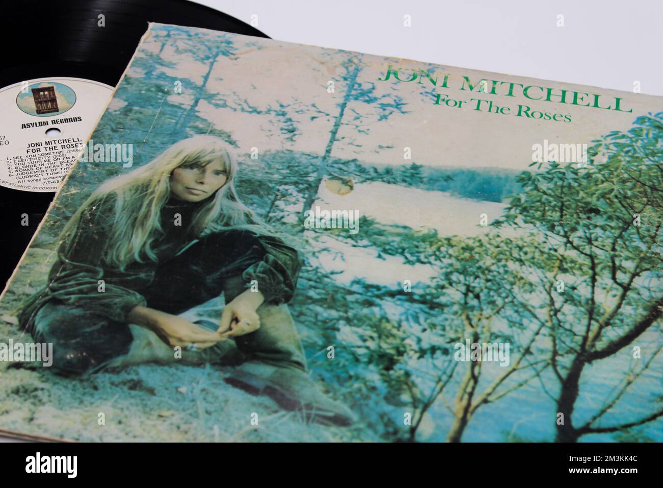 Folk, rock, jazz and pop artist  Joni Mitchell  music album on vinyl record LP disc. Titled: For the Roses album cover Stock Photo
