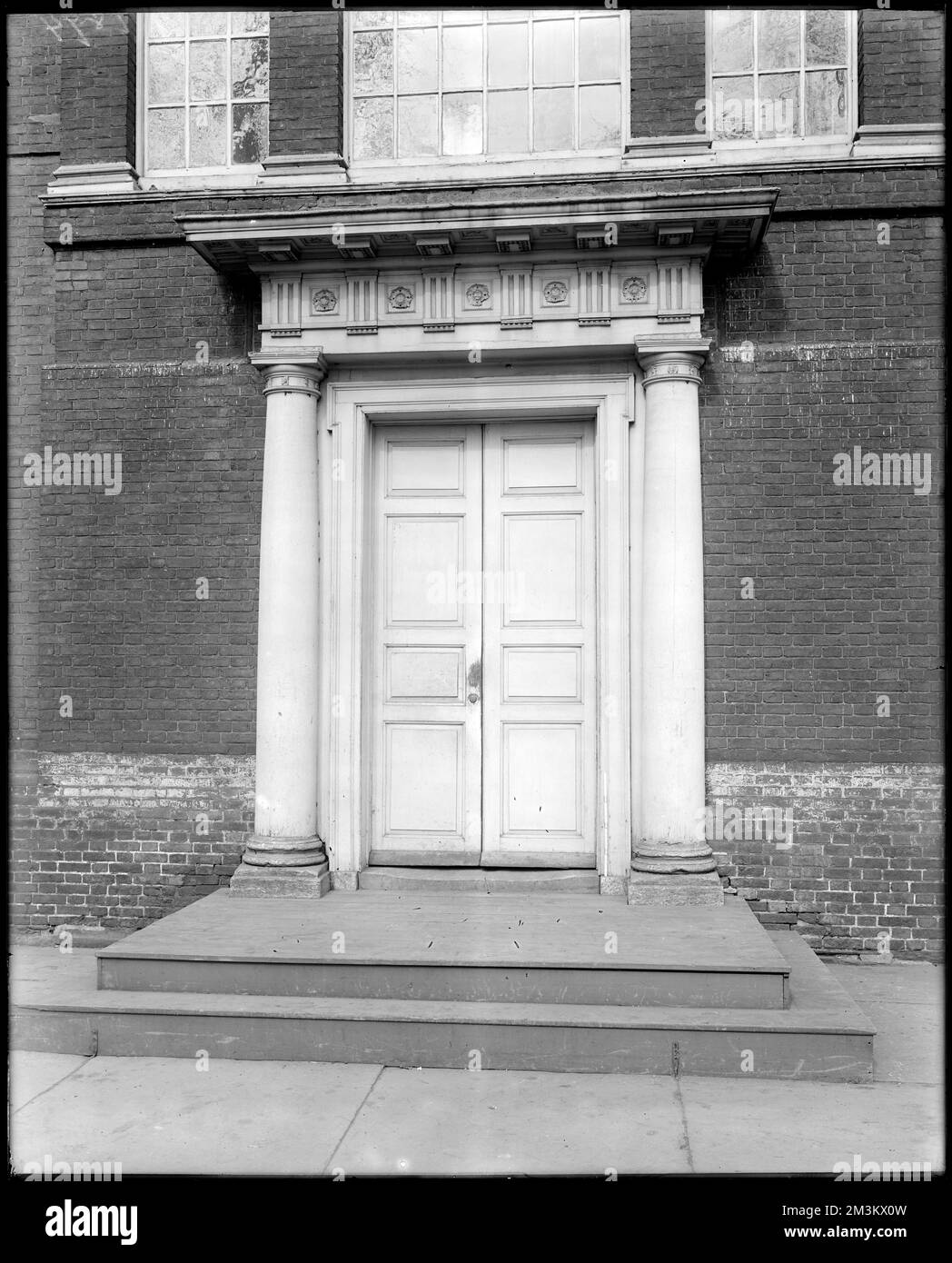 Philadelphia, Pennsylvania, Chestnut Street, exterior detail, door