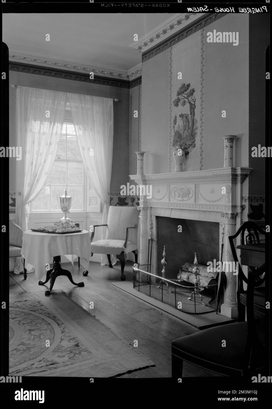 Pingree House, Salem interior, rear parlor , Parlors, Fireplaces