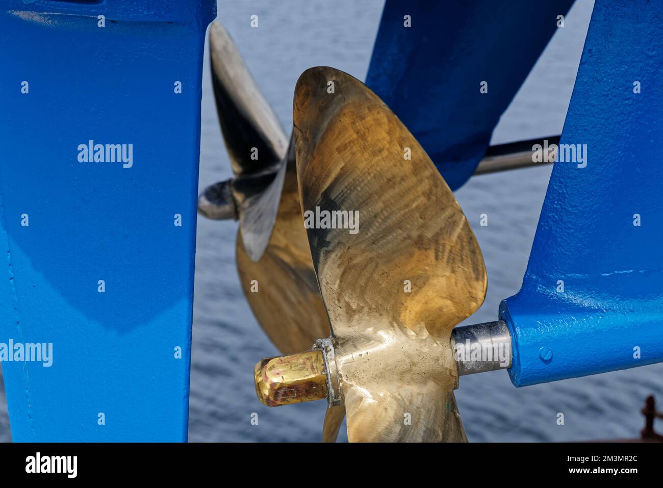 Brass propeller hires stock photography and images Alamy