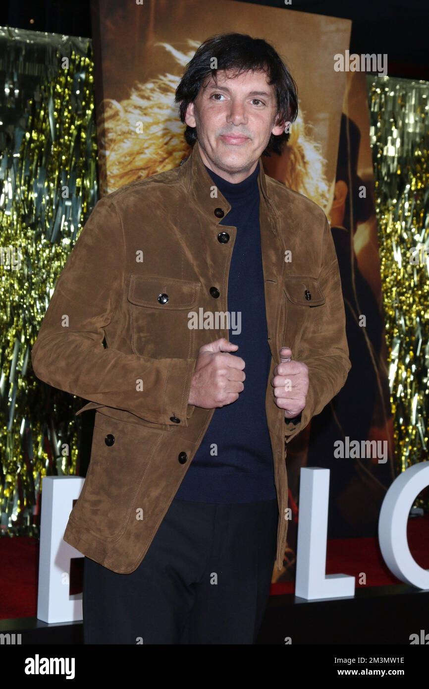 Los Angeles, CA. 15th Dec, 2022. Lukas Haas at arrivals for BABYLON ...