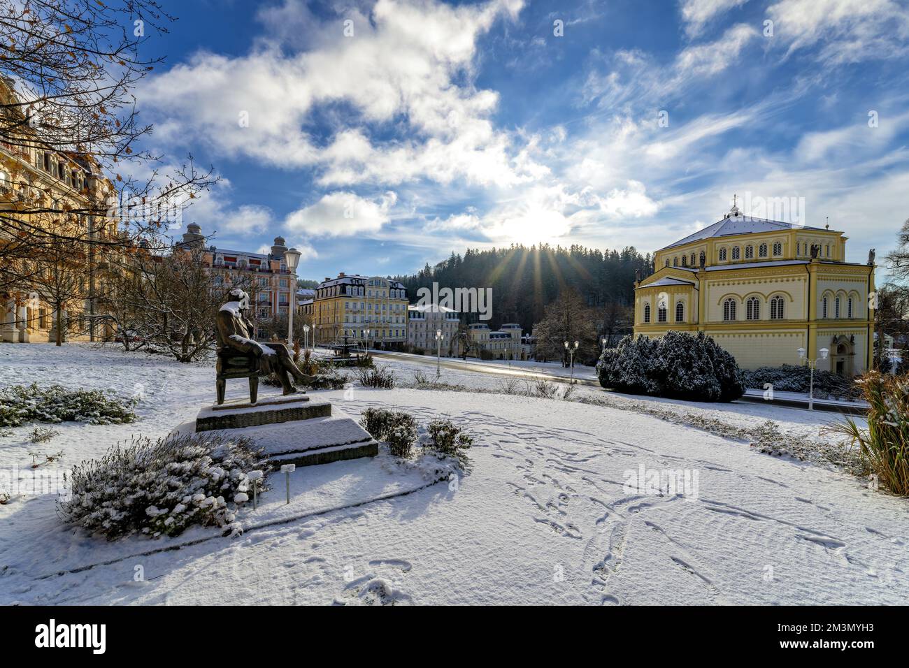 Goethe Square in small Czech spa town Marianske Lazne in winter under snow - Stock Image