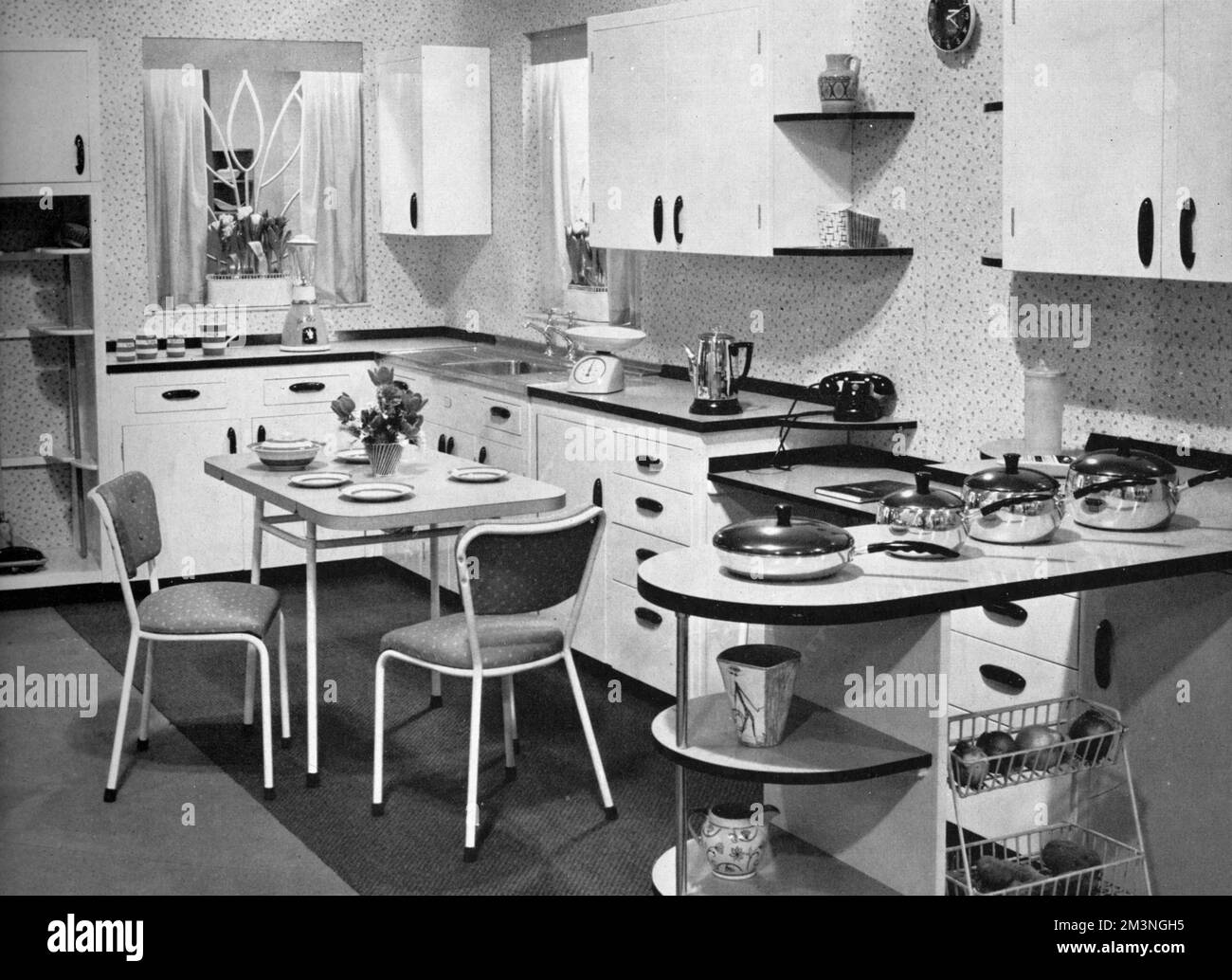 Kitchen 1950s interior hi-res stock photography and images - Alamy