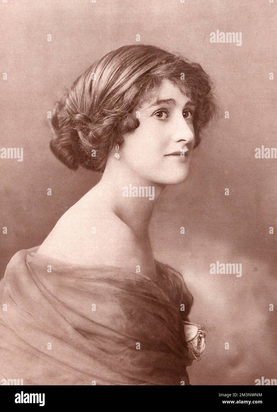 Mrs Daisy Annie Moss, otherwise known as Miss Daisy Markham, actress, who successfully sued the new Marquess of Northampton for breach of promise of marriage in 1913.  The defendant paid damages of 50,000 to the plaintiff and paid all costs.     Date: 1913 Stock Photo