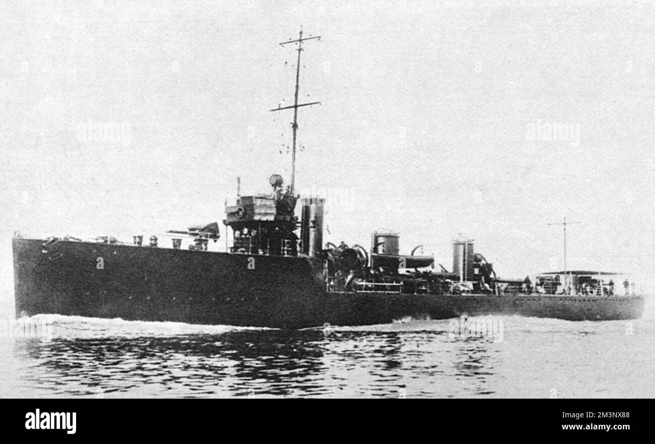 One of twenty ships in the Royal Navy K class of destroyers (previously designated as Acasta class). After service in World War One, the Acasta was sold for breaking up in 1921     Date: 1914 Stock Photo