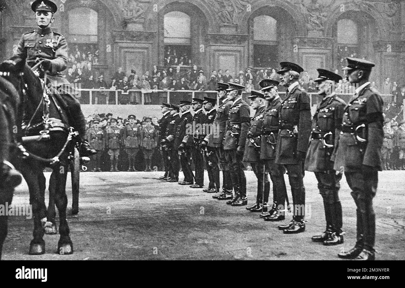 The twelve war leaders as pall bearers at the Remembrance Day service at the Cenotaph (called Armistice Day pre-World War Two) on 11th November 1920, l to r: Sir Hedworth Meux, Earl Beatty, Sir Henry Jackson, General Gatliff (Royal Marines), Sir Charles Madden, Air-Marshal Sir Hugh Trenchard, Lord Methuen, Lord French, Earl Haig, Sir Henry Wilson, Lord Horne, and Lord Byng - men of the highest distinction in the four services.  11th November 1920 Stock Photo
