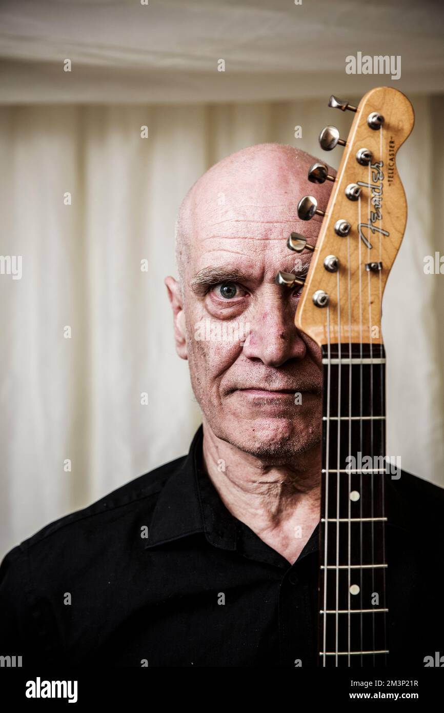 Wilko Johnson backstage at the Rock Against Cancer festival, Wiltshire. Stock Photo