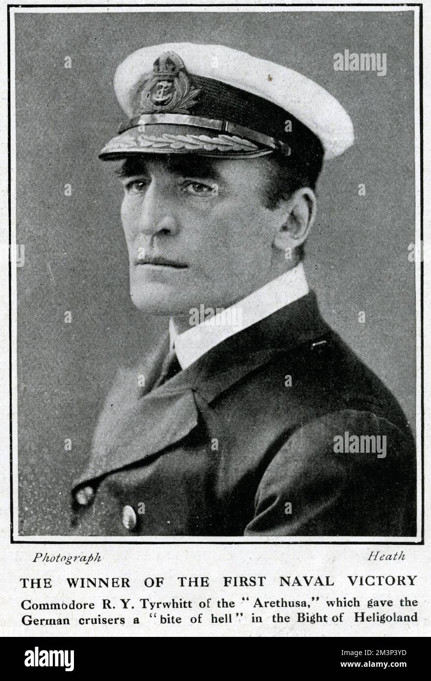 Royal navy commodore hi-res stock photography and images - Alamy