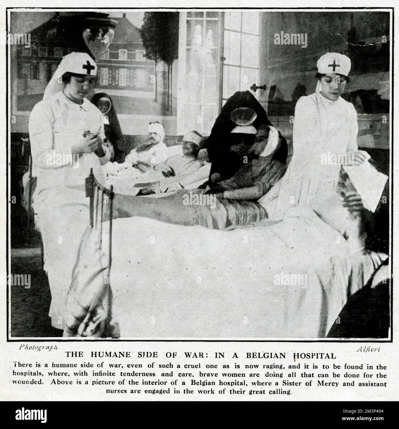 Nurses tending hi-res stock photography and images - Alamy