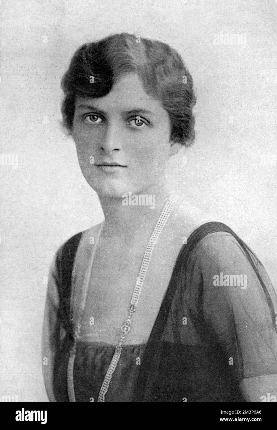 Lady Broughton (1894-1968), the first wife of Sir Jock Delves Broughton.  Previously Miss Vera Griffith-Boscawen, she married Jock in 1913 and divorced him in 1940 (he would go on to marry Diana Caldwell and stand trial for the murder of her lover, Josslyn Hay, Earl of Erroll in Kenya). Vera travelled widely in South East Asia and was known as a big game hunter and fisherwoman. She was also a highly regarded photographer of natural subjects.      Date: 1916 Stock Photo