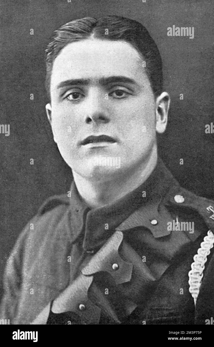 Jack Hatfield (John Gatenby &quot;Jack&quot; Hatfield, 1893-1965), British Olympic swimming champion born in Middlesbrough.  Pictured here while serving as a gunner in the Royal Garrison Artillery in the First World War.  According to the caption, 'his physique was declared by the Army doctor as &quot;absolutely perfect.&quot;  1916 Stock Photo