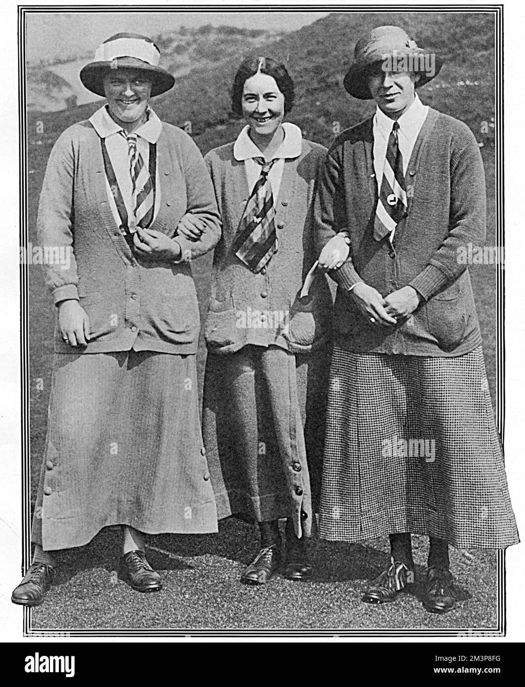 Famous female golfers who fought a strenuous battle for the Cheshire Ladies' Championship at Wallasey in April 1914.  From left to right, Miss Gladys Ravenscroft (American champion), Miss Muriel Dodd (Champion of England and Canada) and Miss Doris Chambers (Champion of India).     Date: 1914 Stock Photo