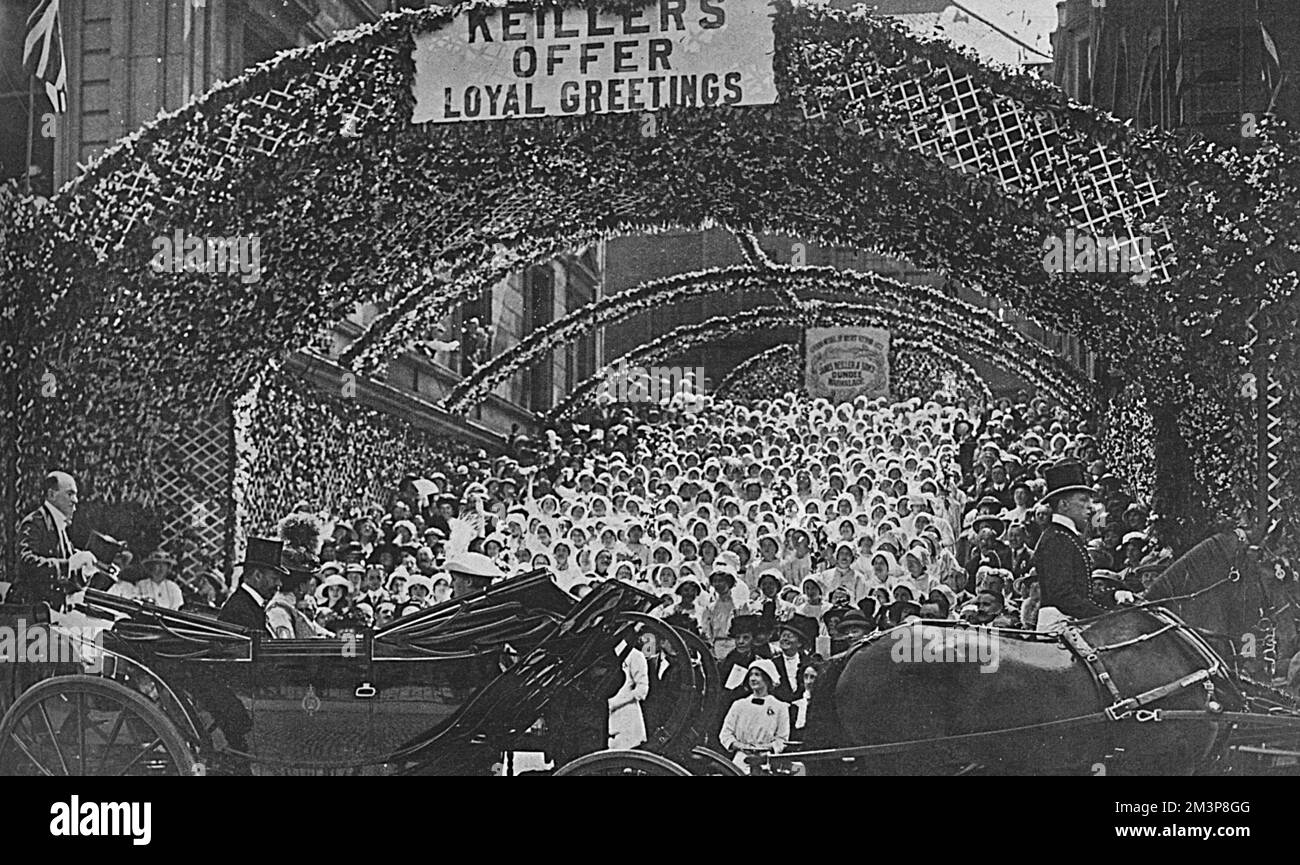 Royal visit to Keiller's Marmalade factory Stock Photo Alamy