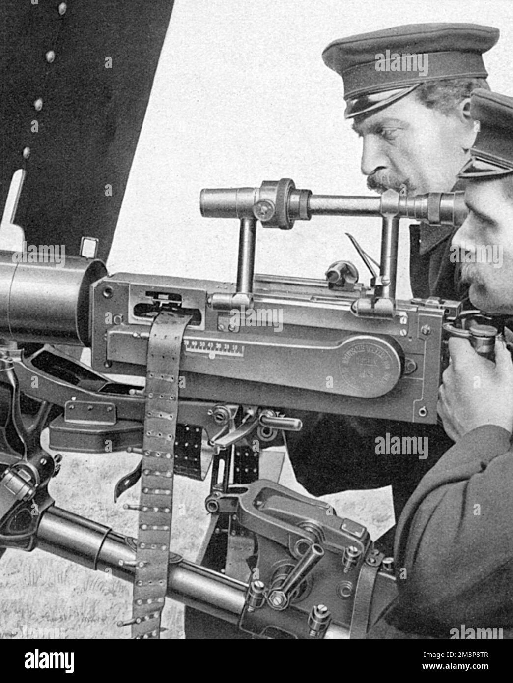 Gun sight Black and White Stock Photos & Images Alamy