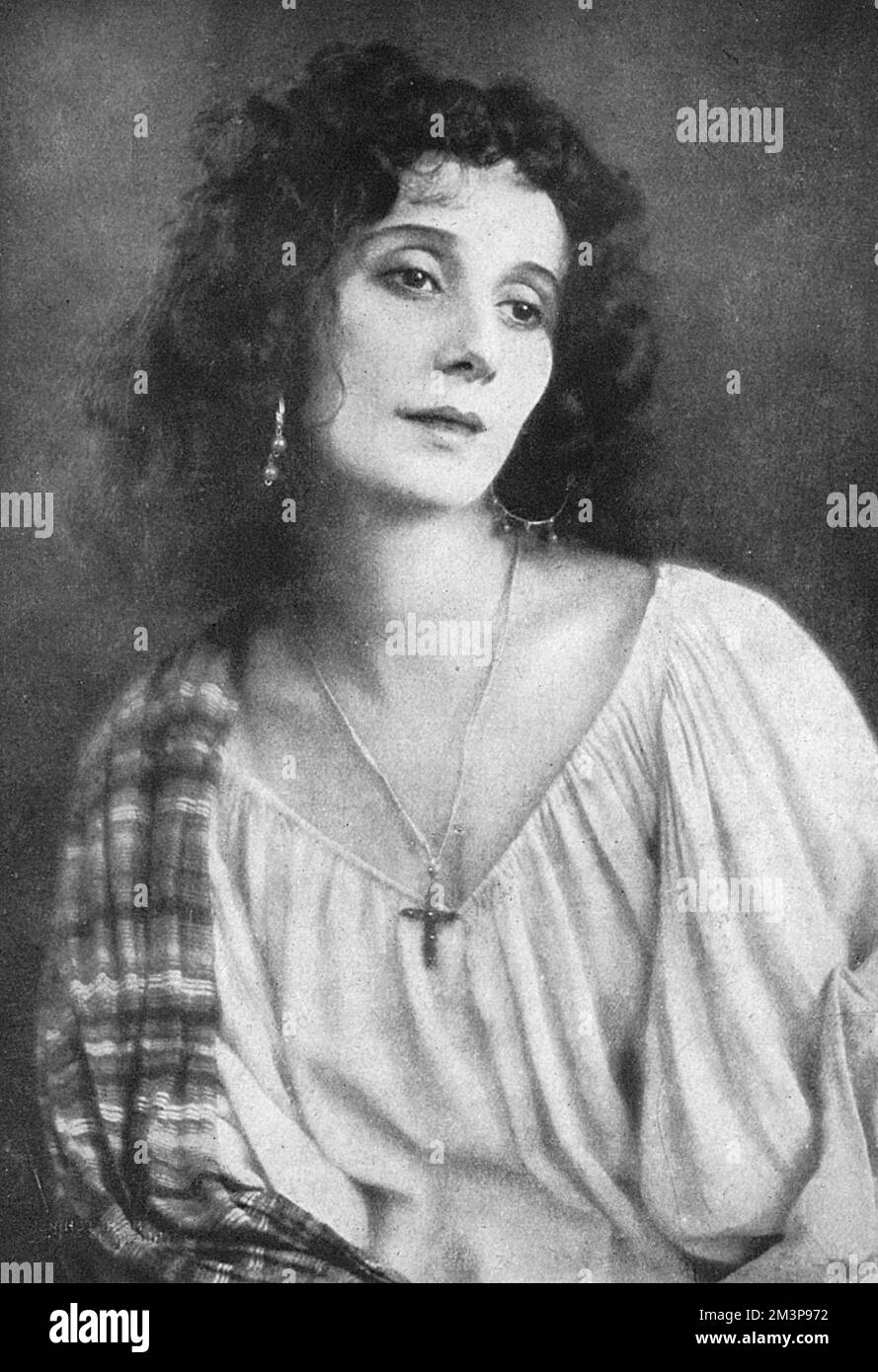 Anna Pavlova (1881-1931) Russian ballet dancer pictured in 1921.     Date: 1921 Stock Photo
