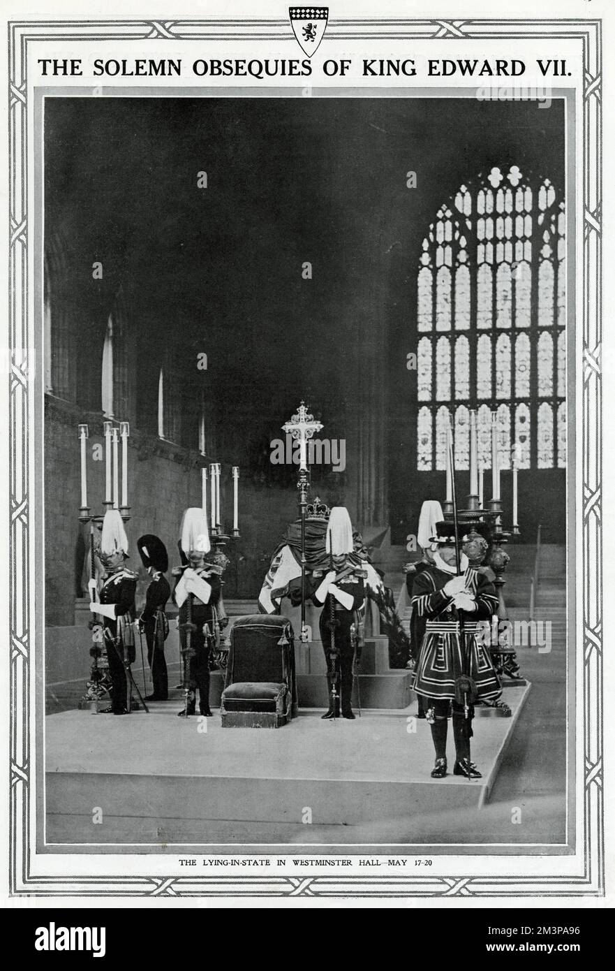 A very brief illness ended the life of Edward VII, who passed away on 6 May 1910, at the age of 69. The King's body lay-in-state in Westminister Hall, guarded by officers of the Household troops, Gentlemen-at-Arms and Yeomen of the Guard.  17 - 20 May 1910 Stock Photo