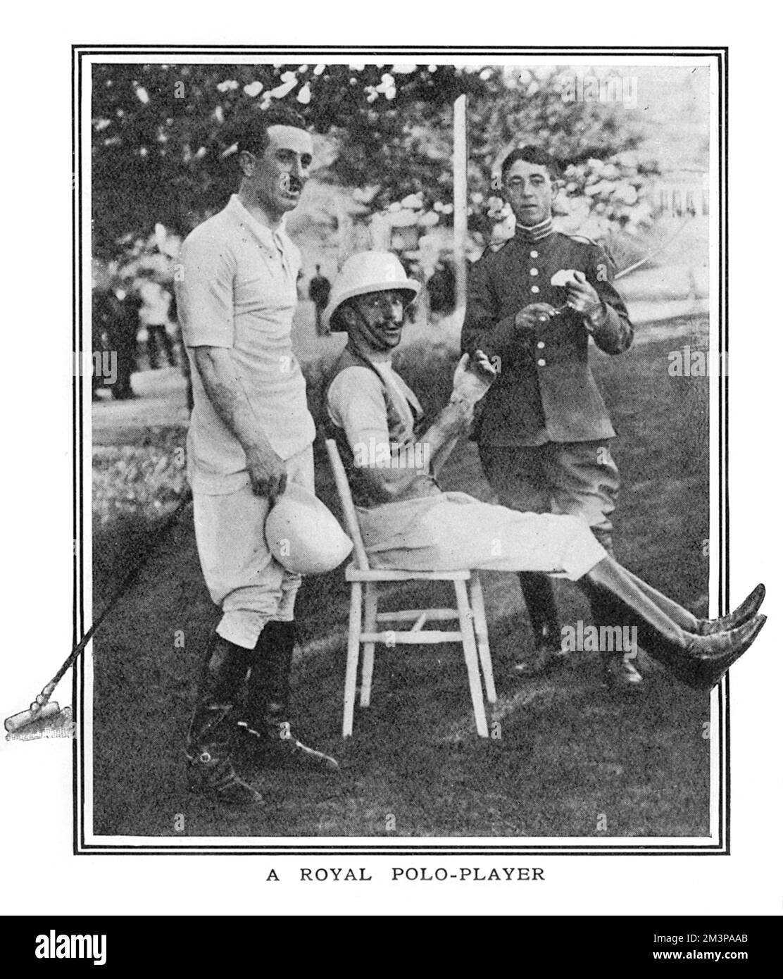 King Alfonso XIII of Spain (1886-1941) and Mr Leopold Maza taking a breather after a strenuous game of polo at Santander.       Date: 1915 Stock Photo