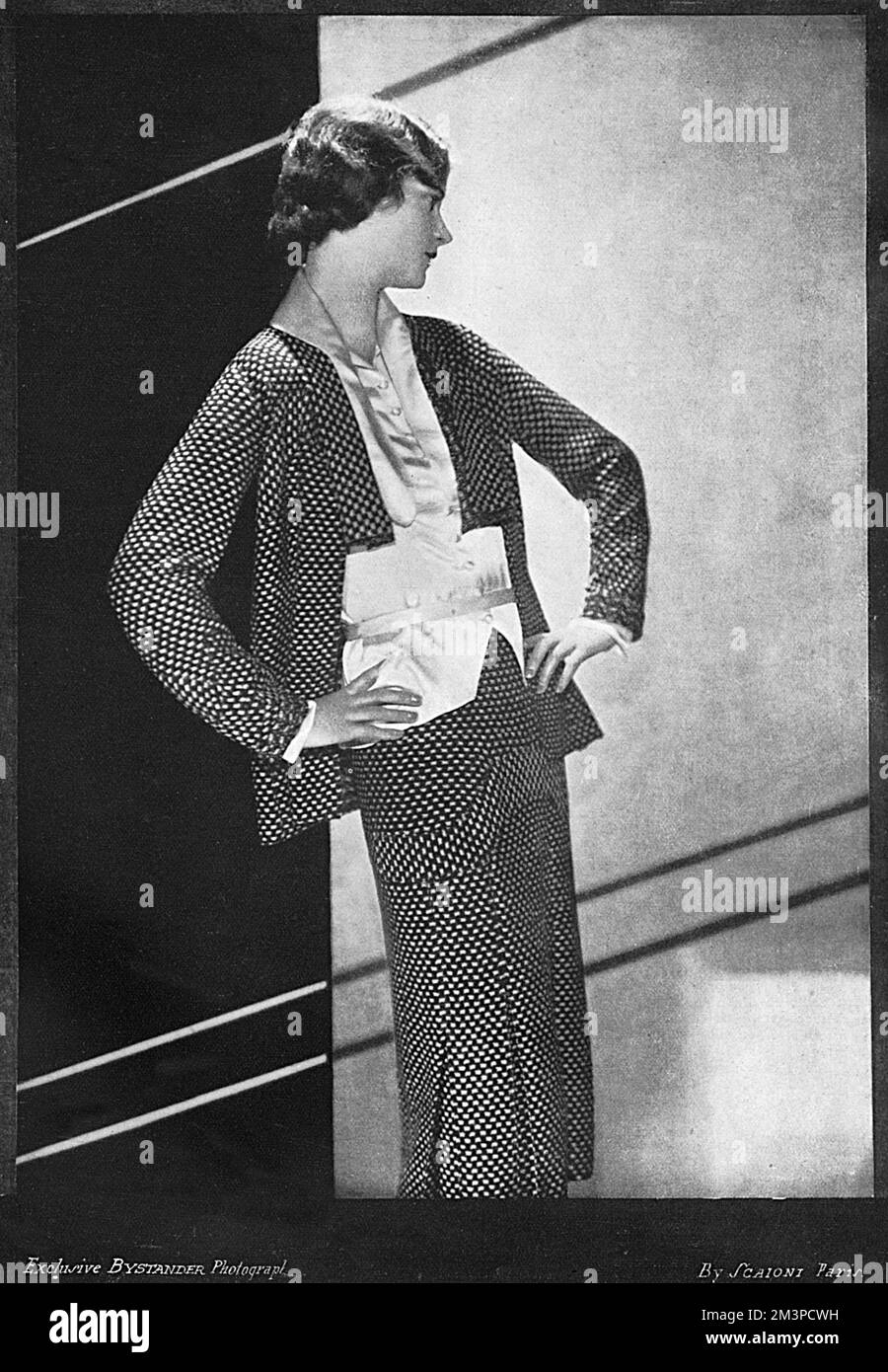 Chanel suit 1960s hi-res stock photography and images - Alamy