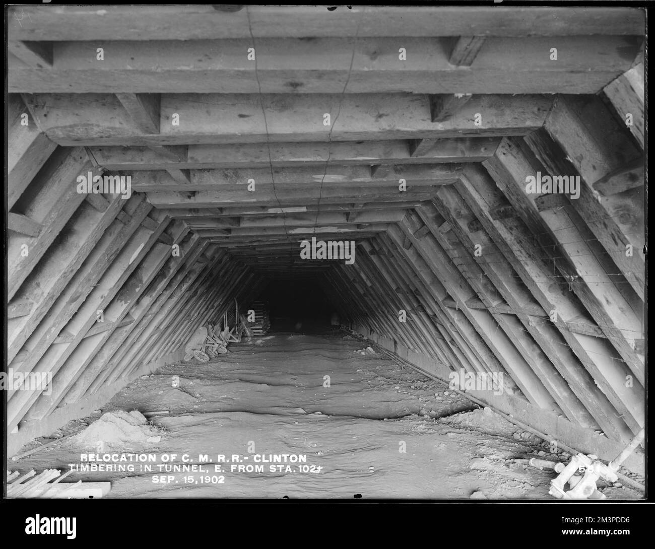 Relocation Central Massachusetts Railroad, timbering in tunnel, east