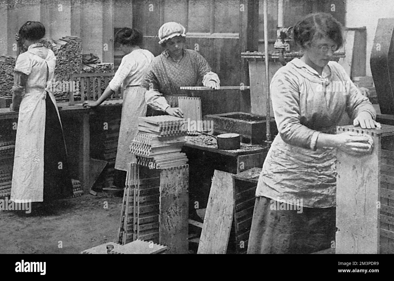 Ammunition factory world war i hi-res stock photography and images - Alamy