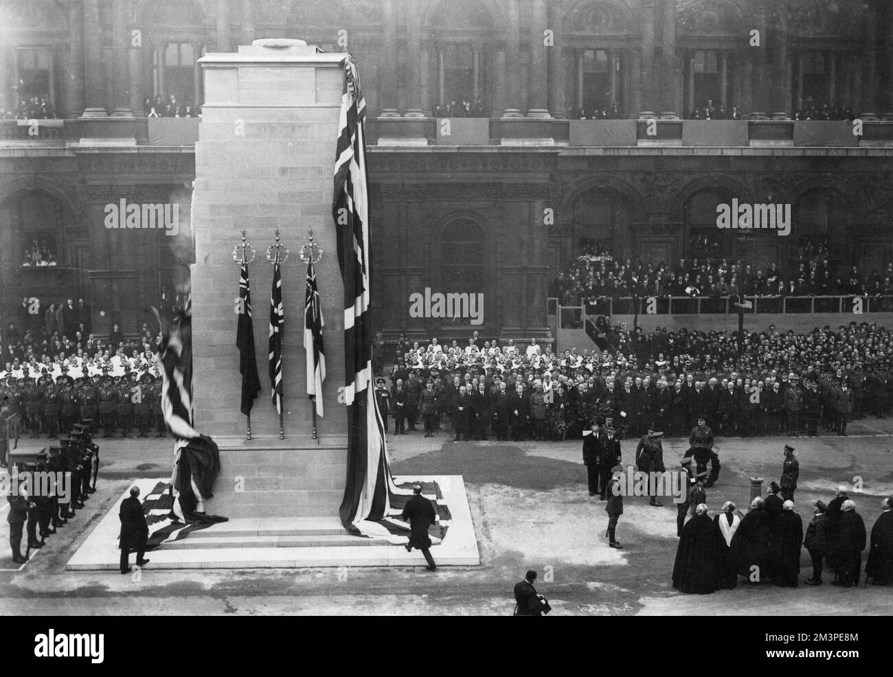 King George V At The Unveiling Of The Cenotaph 1920 Stock Photo Alamy king-george-v-at-the-unveiling-of-the-cenotaph-1920-stock-photo-alamy