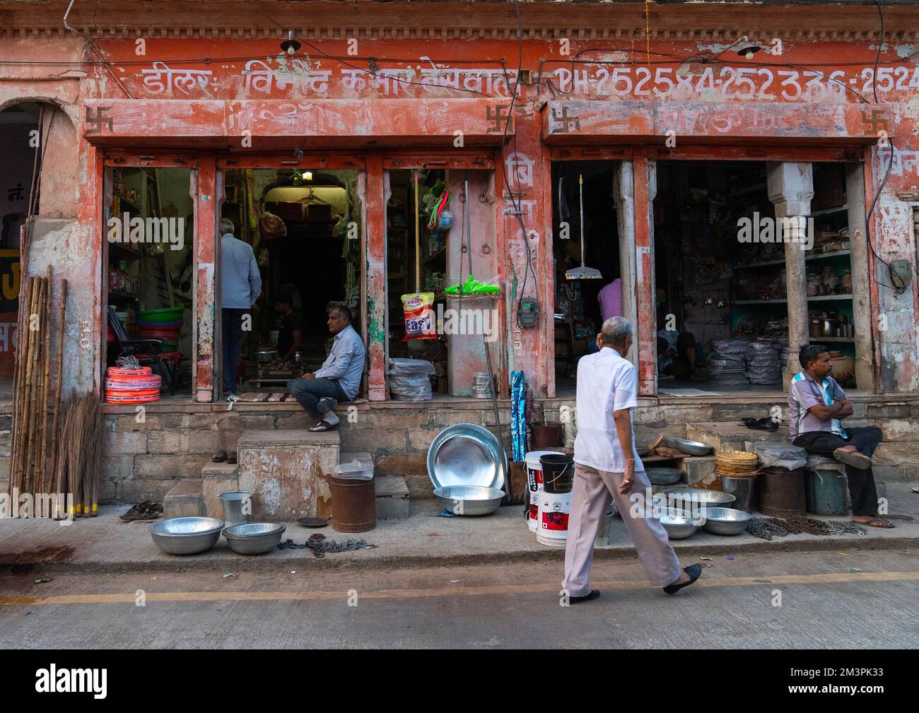 Shops in the street, Rajasthan, Mukundgarh, India Stock Photo