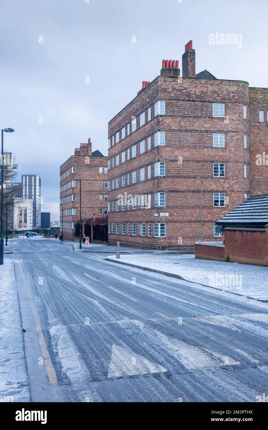 Art Deco building, Bronte Street, Liverpool 2022 Stock Photo Alamy