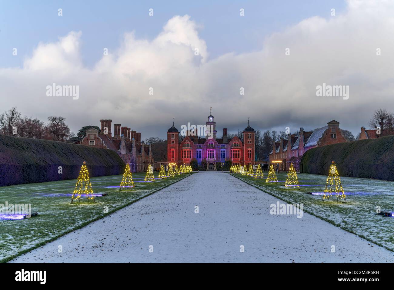 Blickling hall night hires stock photography and images Alamy