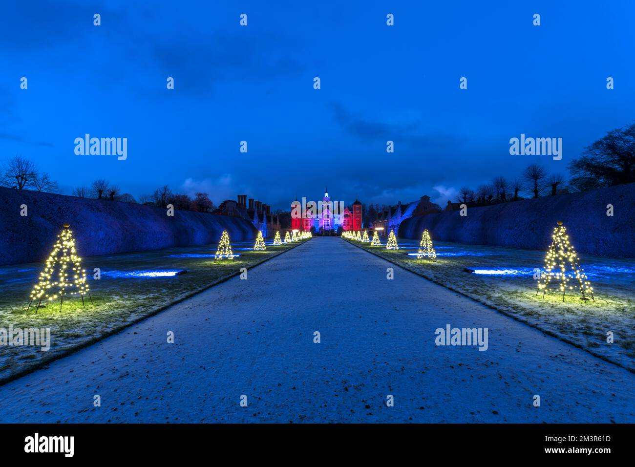 Blickling hall night hires stock photography and images Alamy