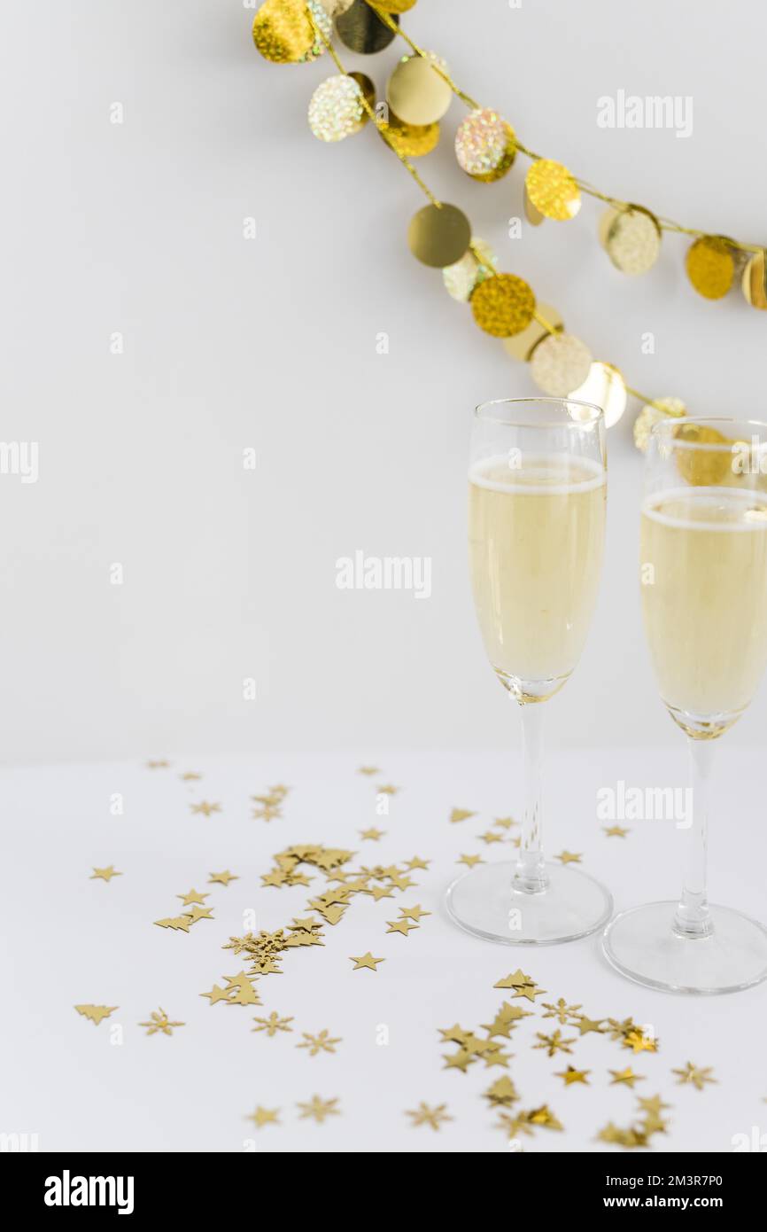 Spangles Table Bottle knot hi-res stock photography and images - Alamy