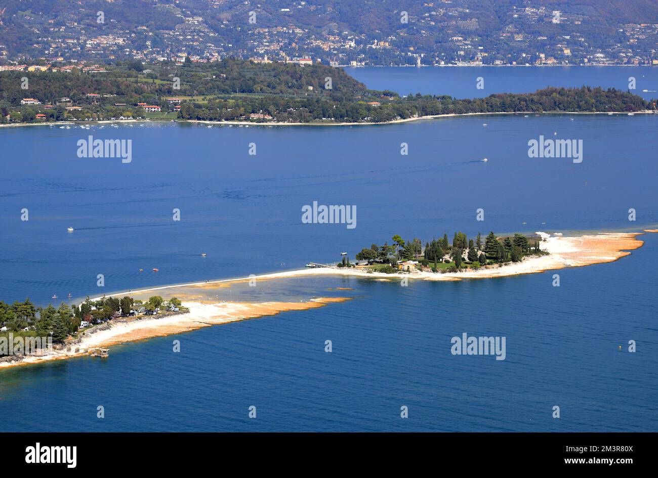 Rabbit lake aerial hi-res stock photography and images - Alamy