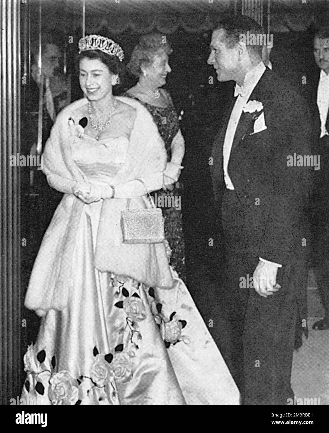 Queen Elizabeth II at the premiere of 'Richard III', London Stock Photo