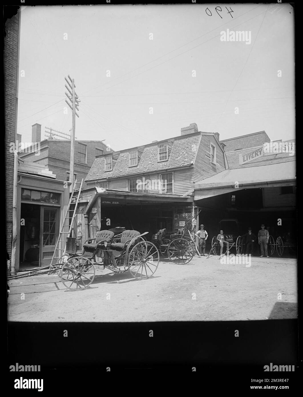 Salem, 212 Essex Street, rear, Benjamin Pickman sugar house , Houses, Sugar industry, Carriages
