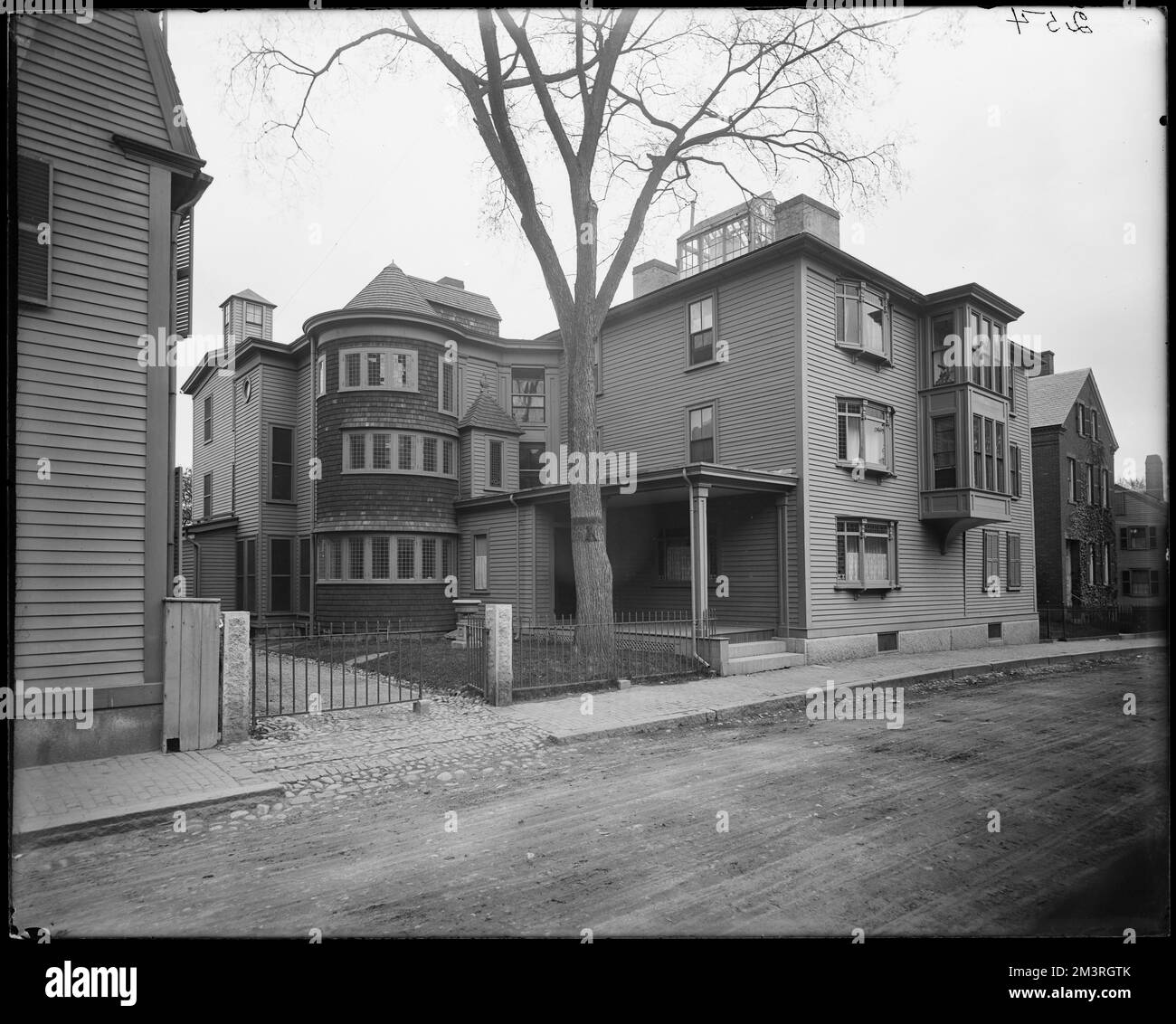 Goodell street hires stock photography and images Alamy