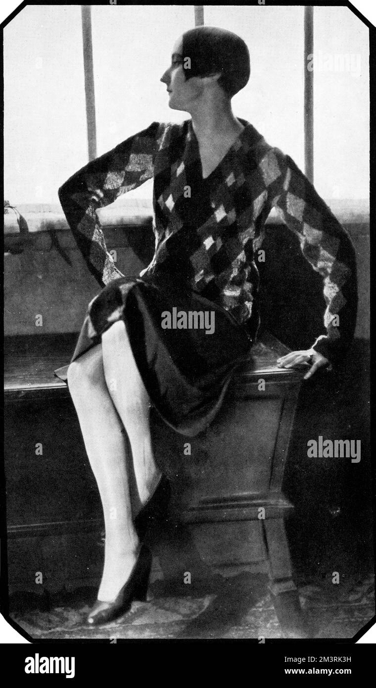 1920s flapper Black and White Stock Photos & Images - Alamy