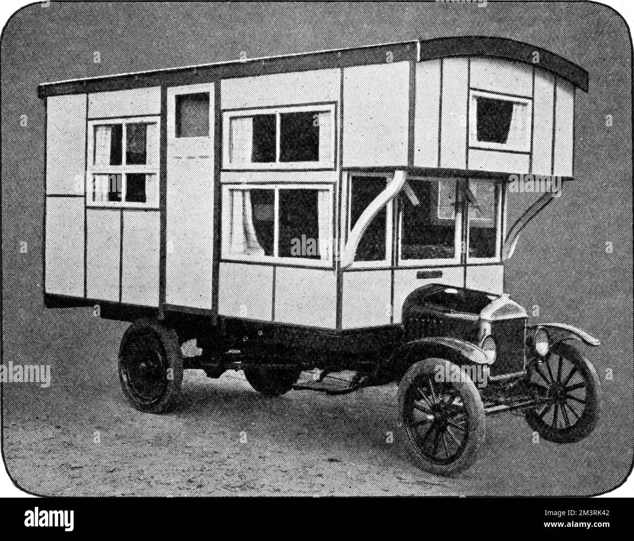A caravan, designed to look as homely as possible, produced by the Uplands Motor Company.  1927 Stock Photo