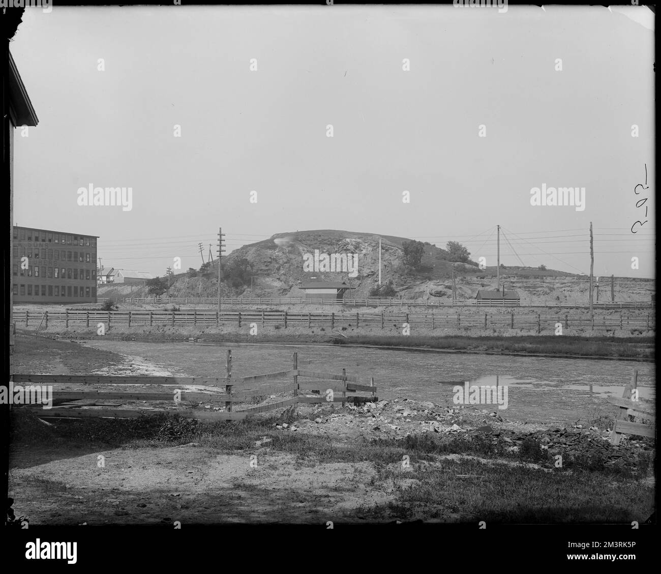 Salem, Castle Hill and Boston and Maine Railroad, views , Cities