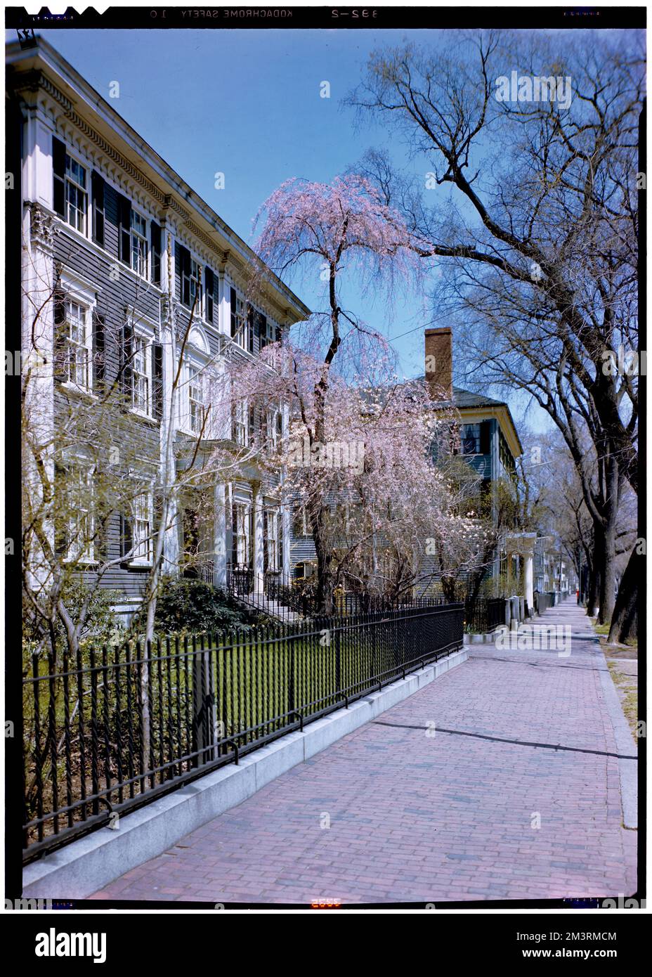 Salem, Chestnut Street, spring , Architecture, Dwellings, Fences, Sidewalks. Samuel Chamberlain Photograph Negatives Collection Stock Photo