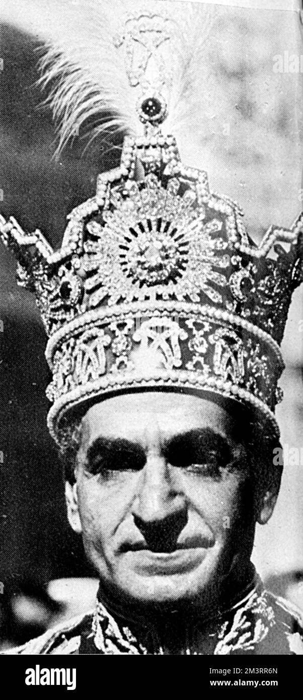 The Coronation of the Shah of Iran Mohammad Reza Pahlavi (1919-1980). On 26th October 1967, twenty-six years into his reign as Shah (&quot;King&quot;), he took the ancient title Shahanshah (&quot;Emperor&quot; or &quot;King of Kings&quot;) in a lavish coronation ceremony held in Tehran.     Date: 1967 Stock Photo